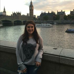 Meet your Posher, Andrea